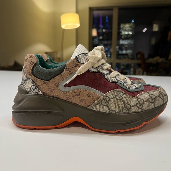 Gucci GG Rhython Sneakers - Picture 2 of 5